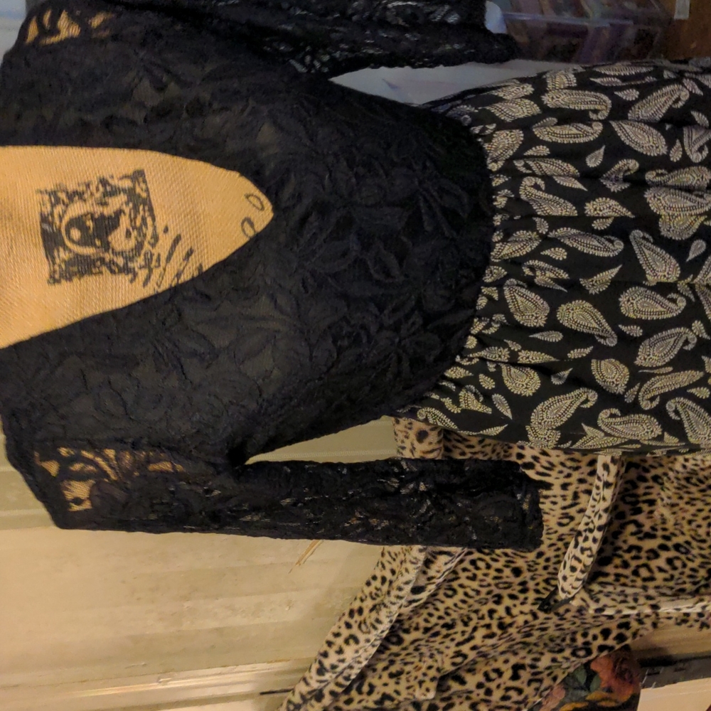Cute comfortable below the knee lace top dress